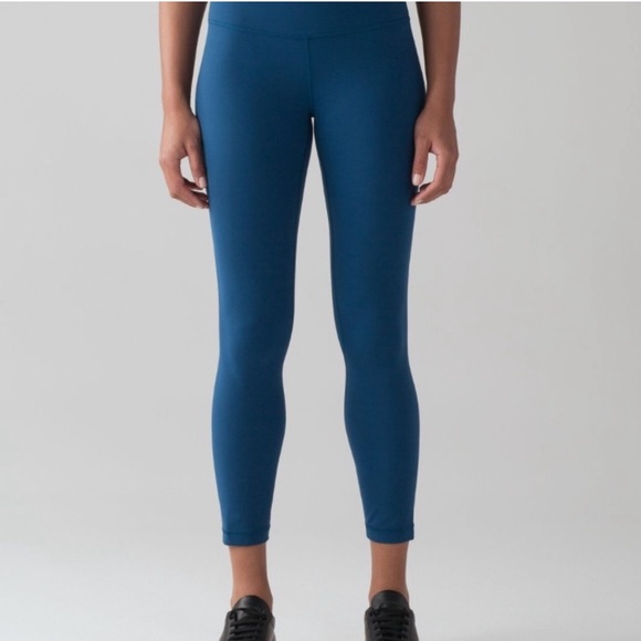 *SOLD Lululemon Align 7/8 leggings Poseidon blue - Picture 7 of 12